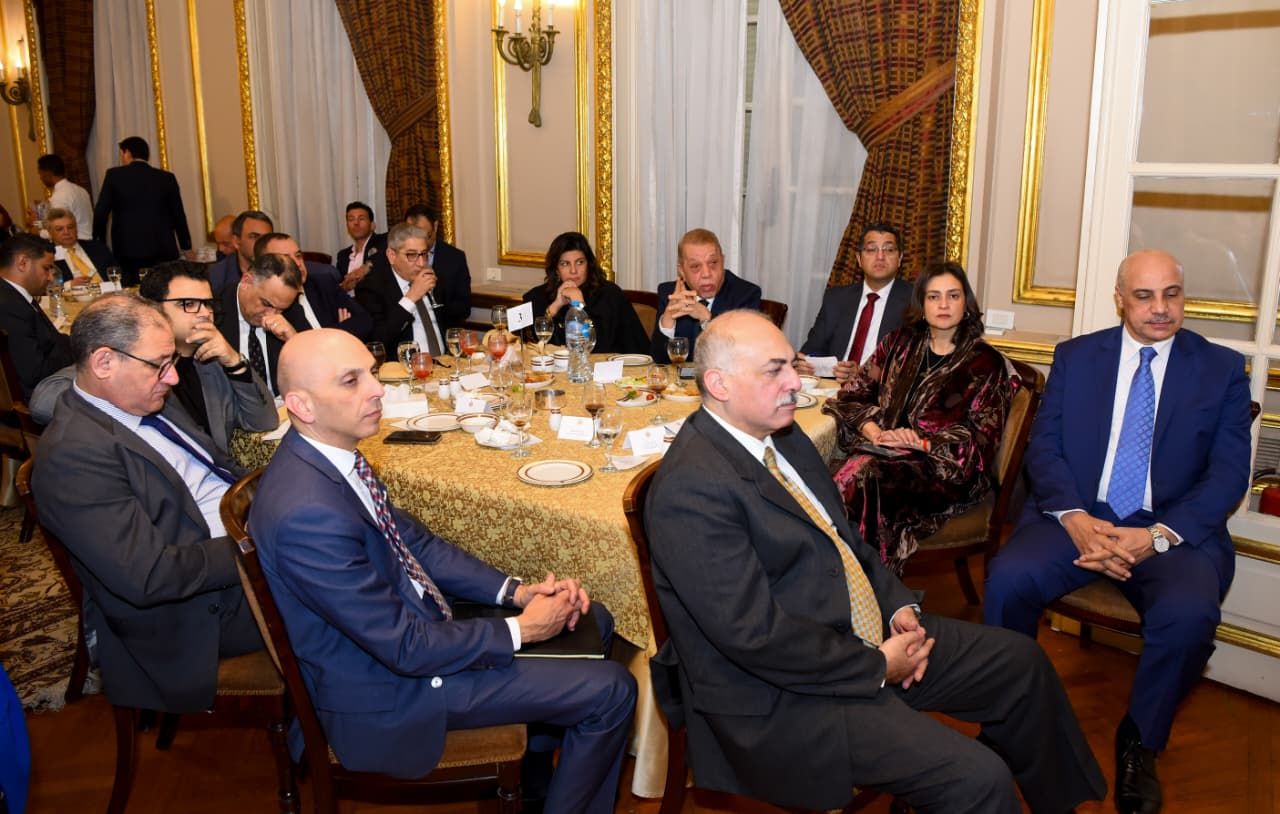 الحضور في حفل إفطار وزير الخارجية الحضور في حفل إفطار وزير الخارجية