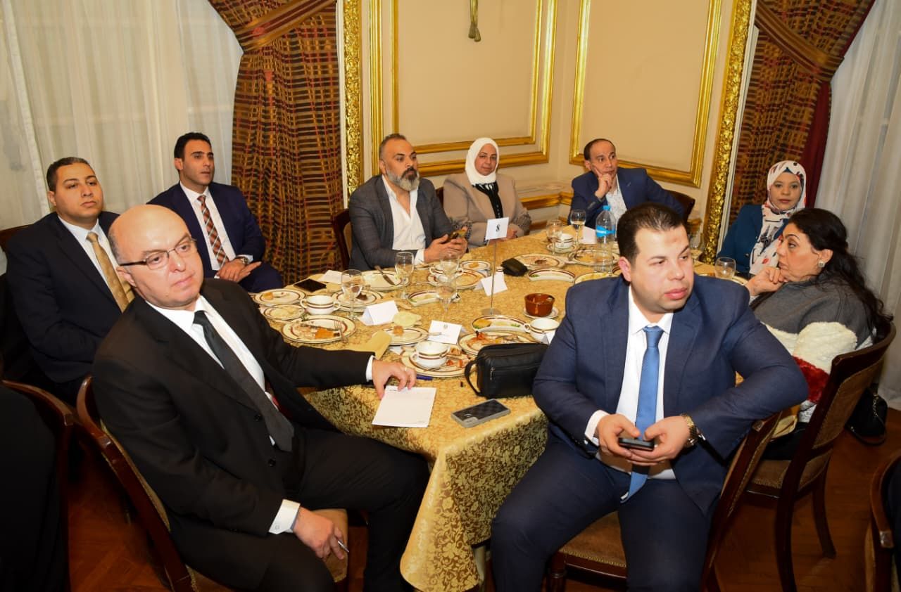 المحررون الدبلوماسيون المعتمدون في حفل افطار وزير الخارجية المحررون الدبلوماسيون المعتمدون في حفل افطار وزير الخارجية