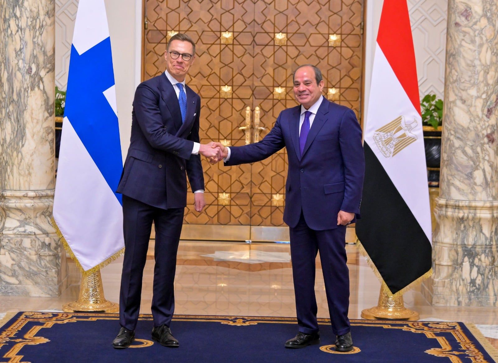 الفنلندي ألكسندر ستوب عن تقديره للرئيس عبد الفتاح السيسى  (3)