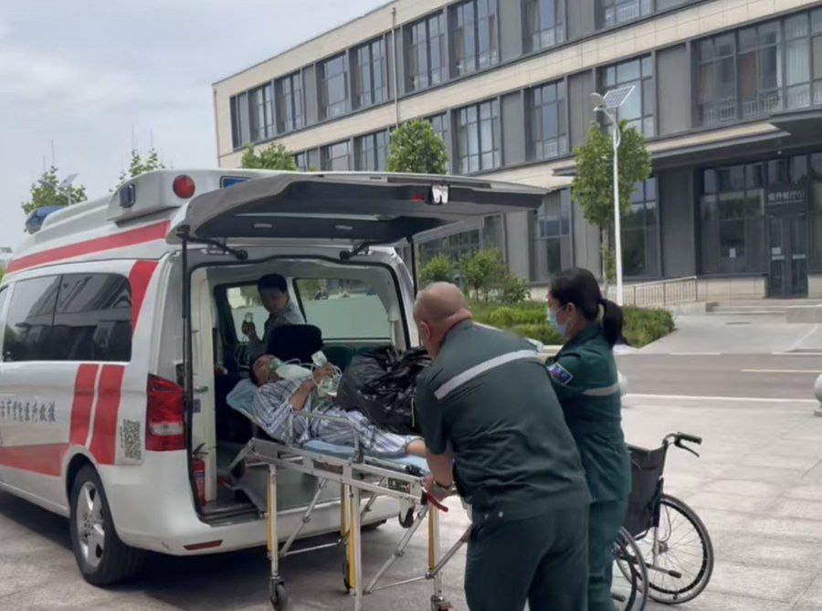 1c8443566f.jpg