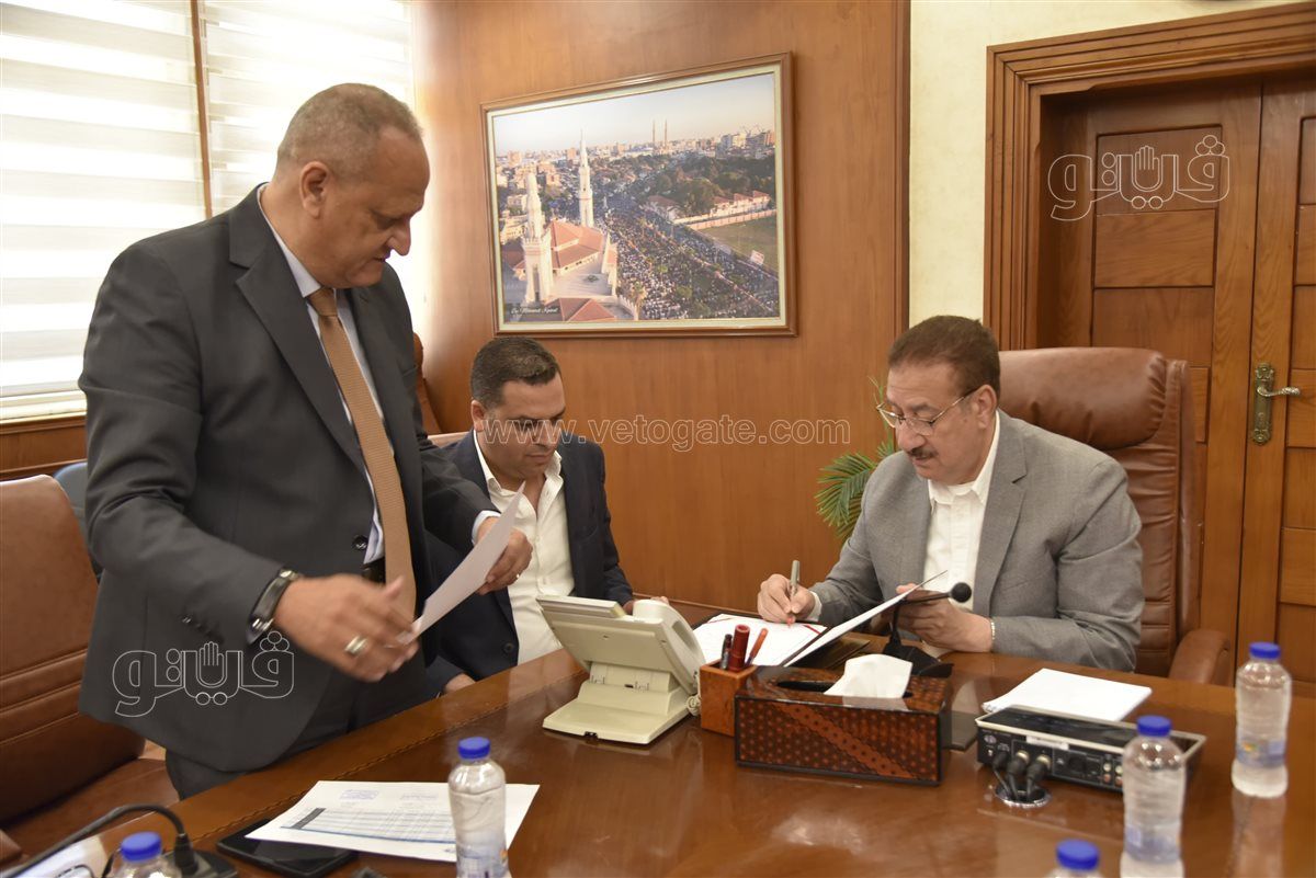 محافظ بورسعيد يعتمد نتيجة الاعدادية