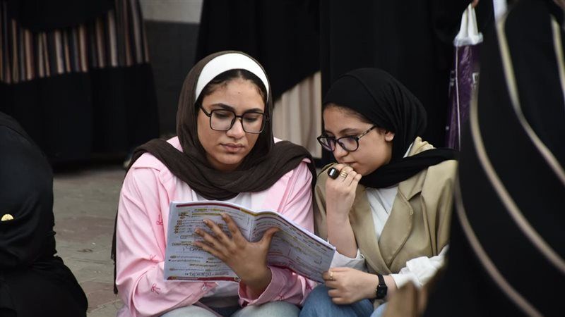 طلاب الثانوية العامة،