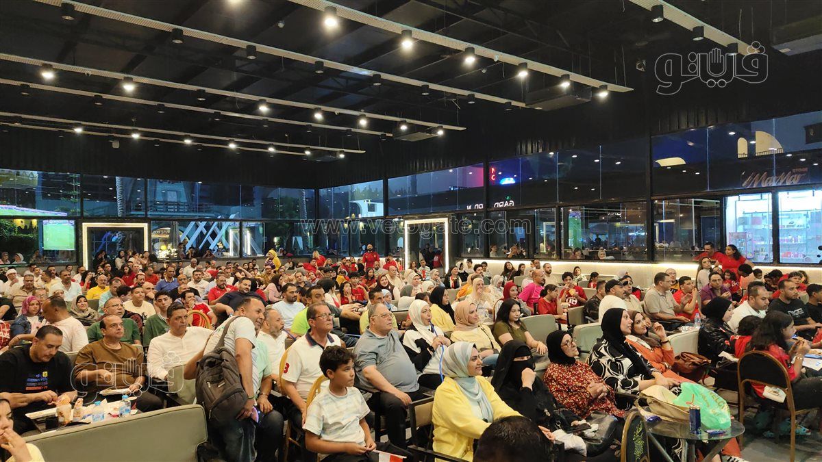 كافيهات بورسعيد كاملة العدد لمشاهدة مباراة مصر واستراليا 