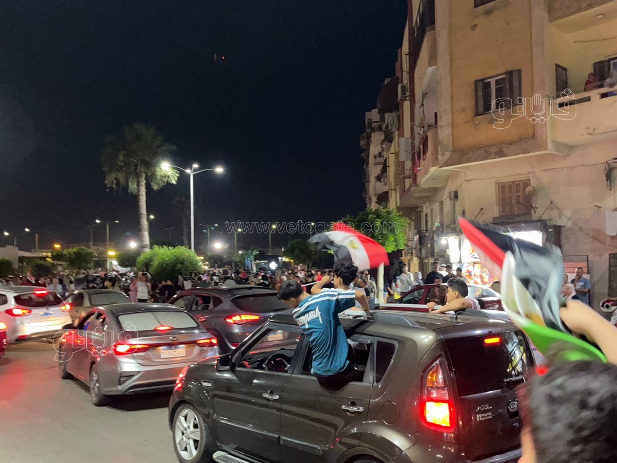 استمرار الاحتفالات ببورفؤاد لفوز المنتخب المصري على نظيره الاسترالي 