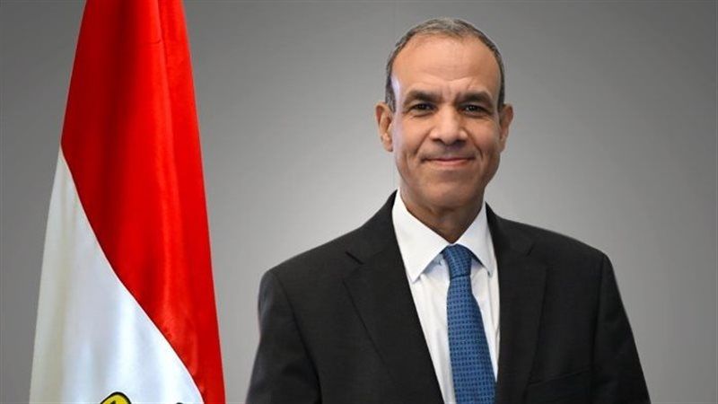 الدكتور بدر عبد العاطى