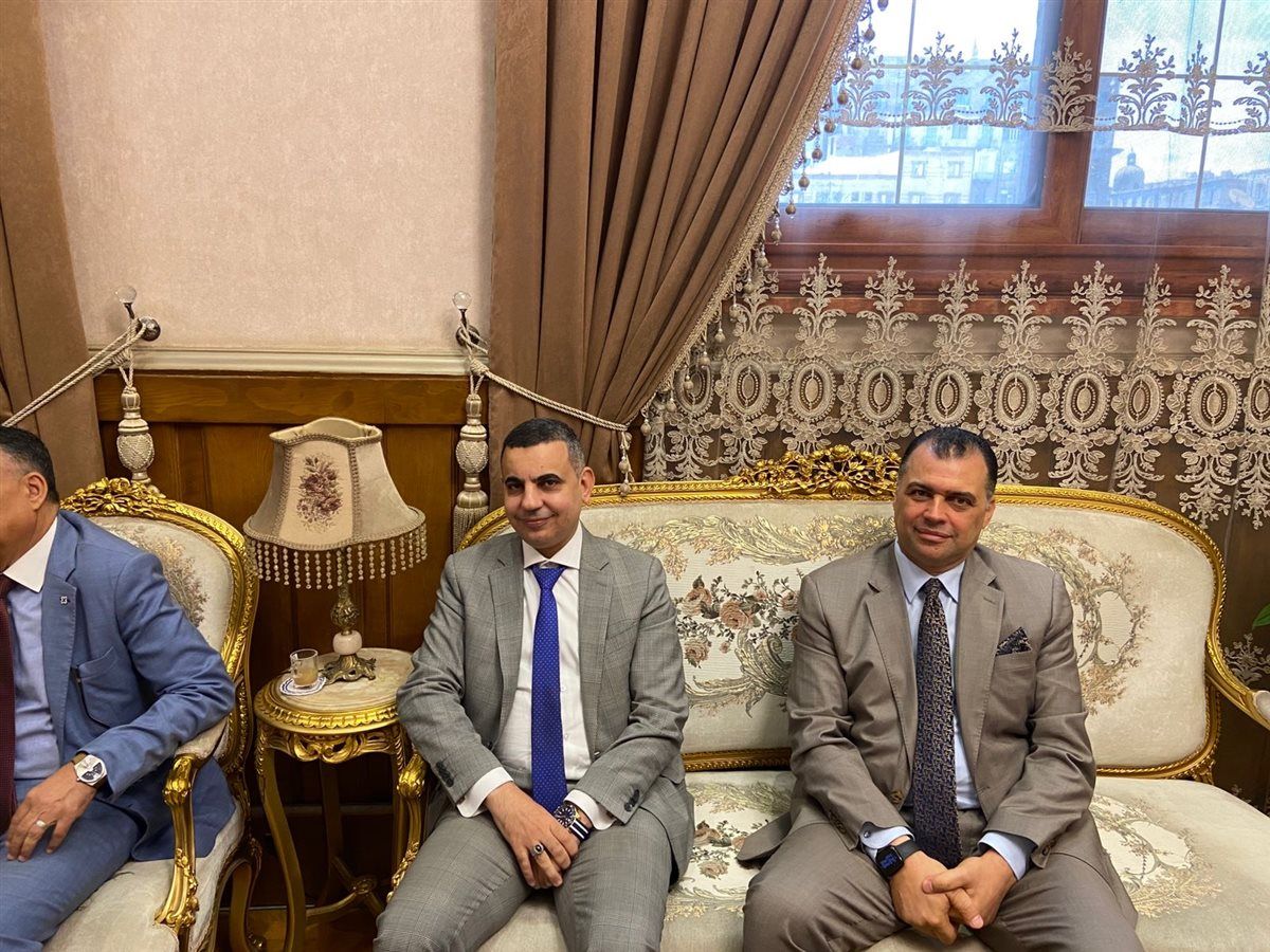 رئيس محكمة استئناف القاهرة يستقبل رئيس القضاء الأعلى، فيتو