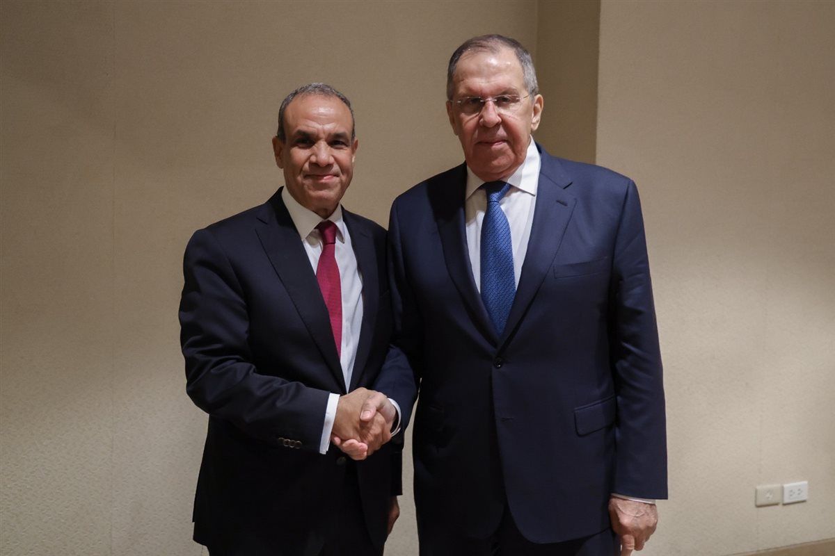  لقاء وزير الخارجية مع نظيره الروسي على هامش اجتماع منظمة الآسيان