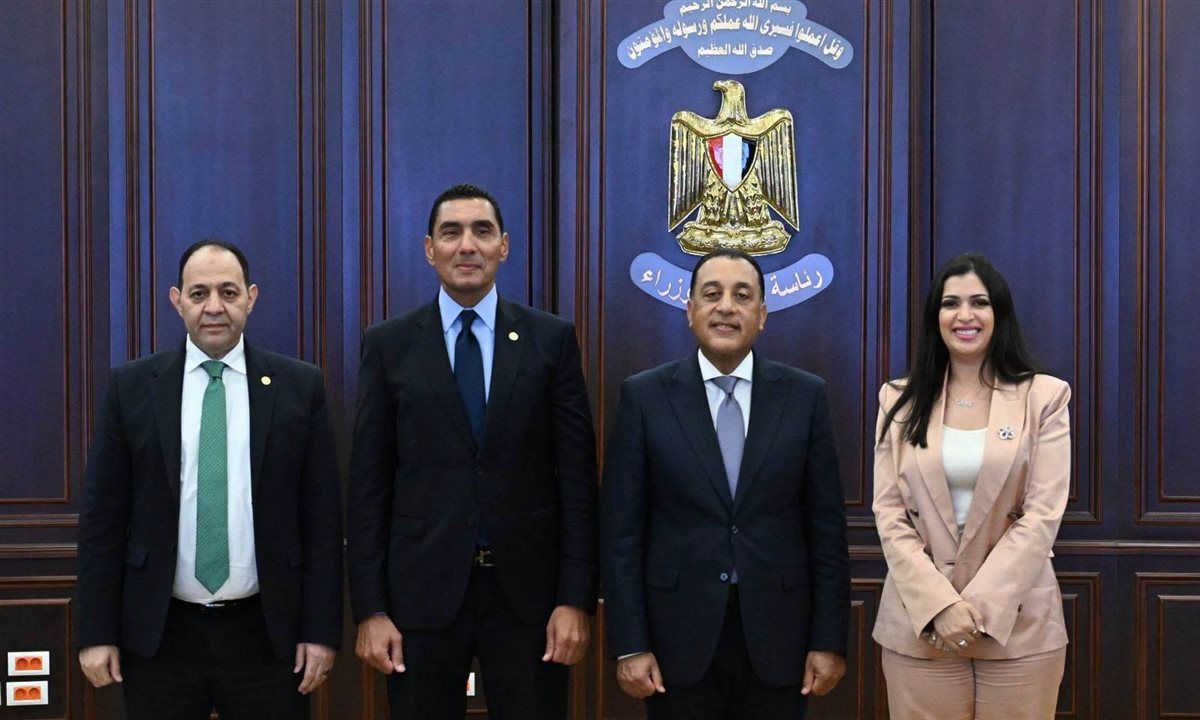 b2bb6fb232.jpg