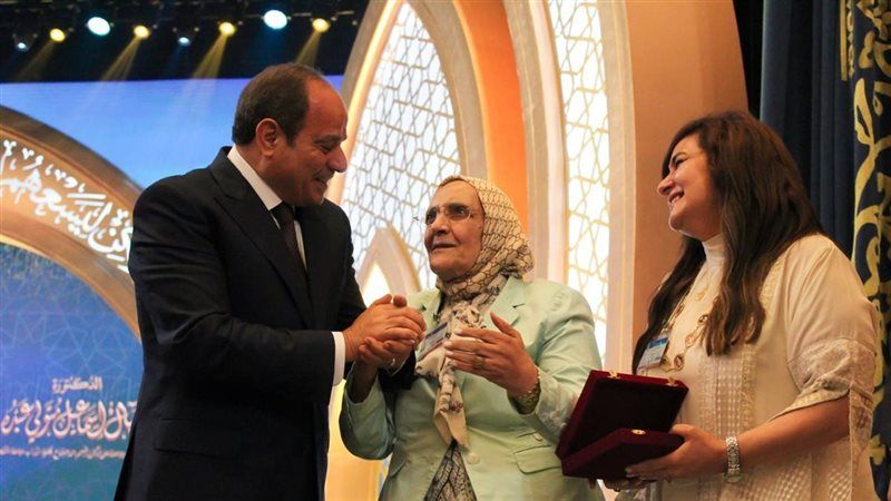 الرئيس السيسي والدكتوره