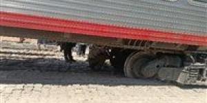 مصدر مسؤول في السكة الحديد يكشف لتحيا مصر تفاصيل خروج عربة قطار مطروح عن القضبان