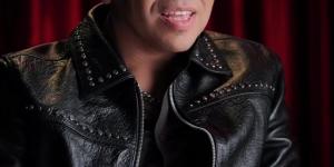 عمر كمال: بحسد اللي سابقني بركعة والموسيقيين في أمكان السهر بيصلوا