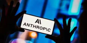 المستثمرون يتحولون لشركة Anthropic مع تراجع الطلب على أسهم OpenAI