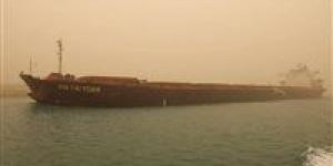 نجاح جهود قاطرات الإنقاذ البحري بقناة السويس في تعويم سفينة الصب" XIN TAIN YUAN"