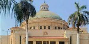 هجرة معيدي الجامعات تهدد التعليم العالي.. خبير تربوي يكشف الأسباب