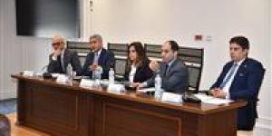 وزير السياحة من البرلمان: التوسع في منح تراخيص شركات سياحية جديدة يضر بالشركات القائمة