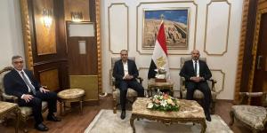 حسن مصطفى يستقبل وزير الرياضة الجزائري قبل نهائي الكونفدرالية الإفريقية