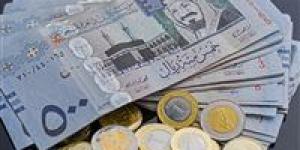 تذبذب غير متوقع.. سعر الريال السعودي أمام الجنيه تحت المتابعة