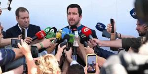 إنريكي ريكيلمي يهنئ فلورنتينو بيريز بعد خسارة انتخابات رئاسة ريال مدريد