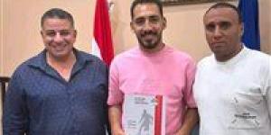 القناة يبدأ صفقات الموسم الجديد بضم إبراهيم سامي مدافع سموحة 3 مواسم