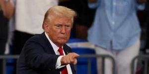 الشيوخ الأمريكي يحبط قرارا حول صلاحيات ترامب في الحرب ضد إيران
