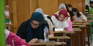 قبل دخول اللجنة بساعات، أخطاء في ليلة الامتحان تهدد تركيز طالب الثانوية العامة
