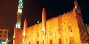 مواقيت الصلاة، موعد أذان العشاء اليوم الأحد في القاهرة والمحافظات