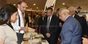 محافظا بورسعيد وشمال سيناء ورئيس الأكاديمية العربية يشهدون ورشة عمل حول تعزيز التكامل الاقتصادي (فيديو)