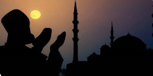 "اللهم اكفني بحلالك عن حرامك"، أدعية صلاة الفجر للأمان من الفقر