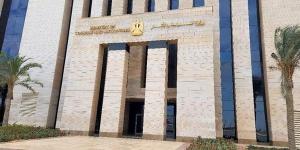 بيان من وزارة السياحة بشأن دخول بلوجر أمريكي مقابر أثرية مغلقة بالأقصر وبث مقاطع فيديو - النيل نيوز