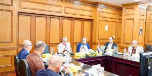 القومي لبحوث الإسكان والبناء يناقش ضع خطة متكاملة لإدارة المخلفات بالمدن الجديدة - النيل نيوز