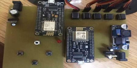 طلاب
هندسة
يطورون
شريحة
إلكترونية
تساعد
في
علاج
الشلل