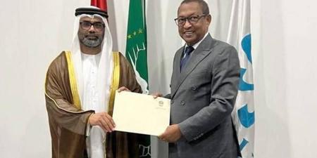 سفير الإمارات يقدم نسخة من أوراق اعتماده إلى وزير خارجية غينيا بيساو