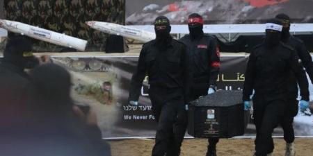 (يديعوت أحرونوت): واشنطن ترفض طلباً إسرائيلياً لتحديد موعد نهائي لإعادة جثث الإسرائيليين من غزة