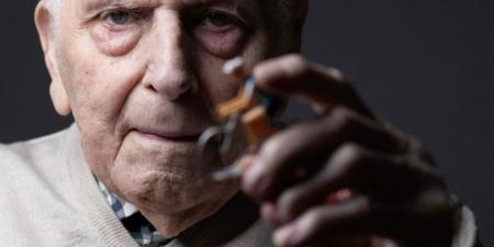 الموت يهزم شارل كوست.. البطل الأولمبي الأكبر سناً