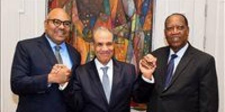 وزير
      الخارجية:
      سد
      جوليوس
      نيريري
      نموذج
      ناجح
      للتعاون
      بين
      دول
      حوض
      النيل