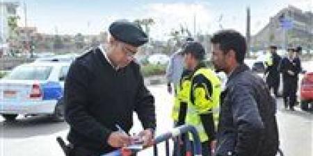 ضبط
129
ألف
مخالفة
و48
حالة
تعاطي
بين
السائقين
خلال
24
ساعة