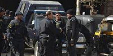 خلاف
      عائلي
      ينتهي
      ببلاغ
      كاذب..
      ضبط
      شاب
      ادعى
      محاولة
      سرقة
      وضربه
      بالحجارة
      في
      القاهرة