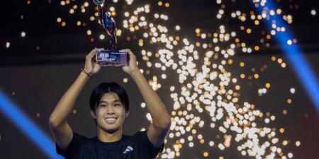 الأمريكي ليرنر تيين يتوّج بطلاً لنهائيات الجيل القادم للتنس في جدة