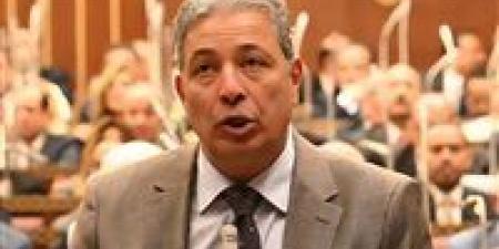 خالد
      راشد
      يرفض
      تغول
      وزارة
      الشباب
      على
      نقابة
      المهن
      الرياضية:
      الدستور
      يحمي
      استقلال
      النقابات