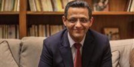 نقيب
      الصحفيين
      يدين
      واقعة
      تصوير
      الفنان
      أحمد
      الفيشاوي
      خلال
      عزاء
      والدته..
      ويدعو
      للالتزام
      بالضوابط
      الأخلافية
      والمهنية