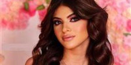 تخفيف
      عقوبة
      البلوجر
      سوزي
      إلى
      6
      أشهر
      حبس
      في
      قضية
      التعدي
      على
      القيم
      المصرية