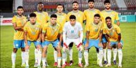 ميلود
      حمدي
      يختار
      20
      لاعبا
      في
      قائمة
      الإسماعيلي
      لمواجهة
      بيراميدز
      في
      كأس
      عاصمة
      مصر