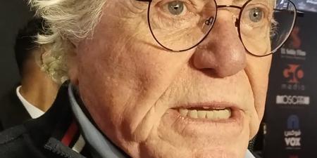 فيلم حقيقي ومش هنفضل خايفين.. حسين فهمي يرد على انتقادات فيلم الملحد |خاص