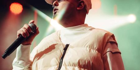 قبل إصابته بالسرطان ووفاته.. شاهد أخر ظهور لمطرب المهرجانات دقدق