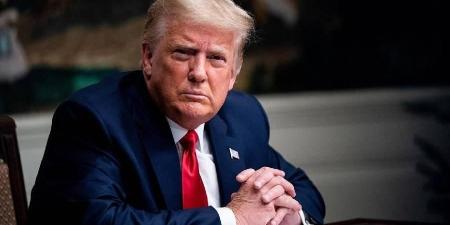 «مجانين وأغبياء».. ترامب يهاجم مشاهير عارضوا الحرب على إيران