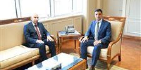 وزير العمل يبحث مع وزيري الصناعة والتعليم العالي ربط التدريب بسوق العمل وتعزيز منظومة التشغيل في مصر