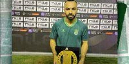 أفشة يفوز بجائزة أفضل لاعب في مباراة الاتحاد السكندري والمقاولون العرب بالدوري الممتاز