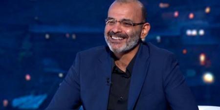 الموضوع مش سهل.. أيمن بهجت قمر يكشف حقيقة زواجه مرة أخرى