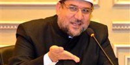 محمد مختار جمعة: الفراغ القاتل في المنازل يحول الهواتف الذكية إلى نافذة للخيانة الزوجية