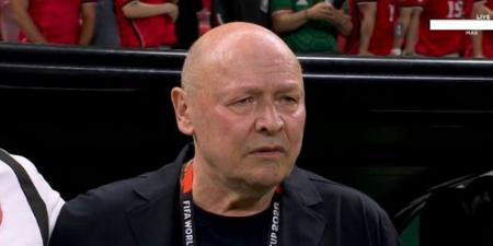 ميروسلاف كوبيك مدرب منتخب التشيك يدخل تاريخ كأس العالم كأكبر مدرب يقود مباراة في المونديال بعمر 74 عامًا و9 أشهر